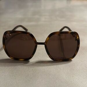 Gucci sunglasses. Like new